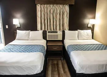 Suburban Studios Charlotte - Ballantyne hotel thumbnail 6