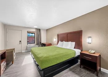 Econo Lodge Kannapolis - Concord hotel thumbnail 7