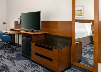Fairfield Inn & Suites by Marriott Clearwater hotel thumbnail 7
