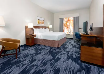 Fairfield Inn & Suites by Marriott Clearwater hotel thumbnail 8
