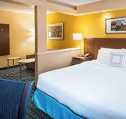 Fairfield Inn and Suites by Marriott Perimeter Center hotel detail image 5