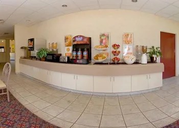 Baymont by Wyndham Mooresville hotel thumbnail 3