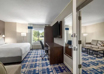 Four Points by Sheraton Charlotte - Lake Norman hotel thumbnail 8