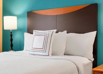 Fairfield Inn & Suites Minneapolis-St. Paul Airport hotel thumbnail 8