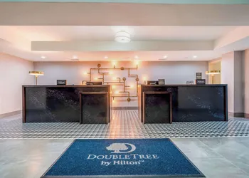 DoubleTree by Hilton South Charlotte Tyvola hotel thumbnail 5