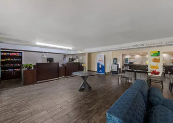 Quality Inn Charlotte Airport hotel thumbnail 4