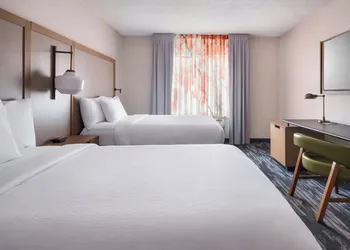 Fairfield Inn & Suites by Marriott Woodbridge hotel thumbnail 6