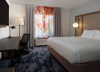 Fairfield Inn & Suites Fort Walton Beach-Eglin AFB hotel thumbnail 7