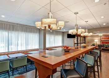 Hampton Inn Charlotte-Gastonia hotel thumbnail 2