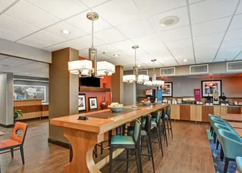 Hampton Inn Charlotte-Gastonia hotel thumbnail 4