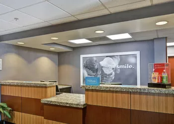 Hampton Inn Charlotte-Gastonia hotel thumbnail 6