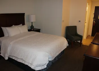 Hampton Inn Charlotte-Gastonia hotel thumbnail 7