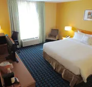 Fairfield Inn and Suites by Marriott Valparaiso hotel detail image 4