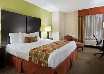 Best Western Plus Huntersville Inn & Suites Near Lake Norman hotel thumbnail 6