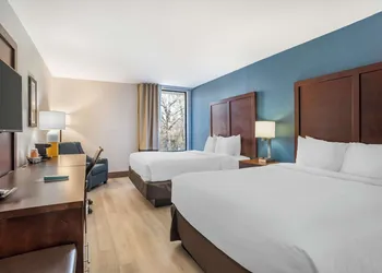 Comfort Inn Charlotte Airport Uptown hotel thumbnail 4