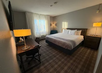 AmericInn by Wyndham Minot hotel thumbnail 3