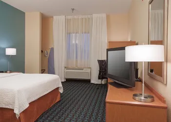 AmericInn by Wyndham Minot hotel thumbnail 5