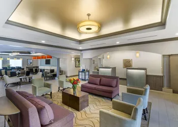 Comfort Inn & Suites hotel thumbnail 4