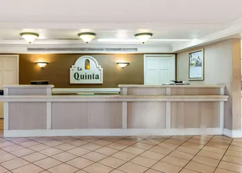 La Quinta Inn by Wyndham El Paso West hotel thumbnail 2