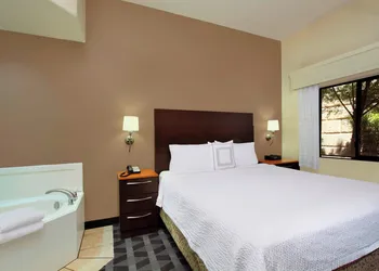 TownePlace Suites by Marriott St. George hotel thumbnail 4