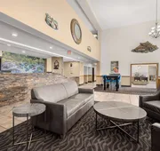 La Quinta Inn & Suites by Wyndham Grants Pass hotel detail image 3