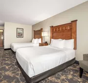 La Quinta Inn & Suites by Wyndham Grants Pass hotel detail image 5