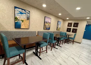Best Western Plus Indianapolis North at Pyramids hotel thumbnail 8
