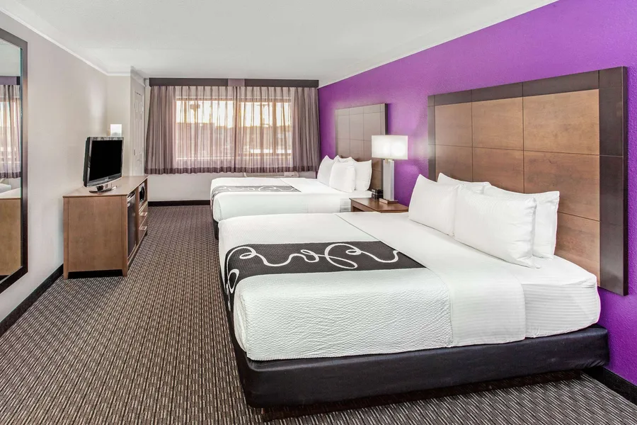 La Quinta Inn & Suites by Wyndham Lubbock West Medical Centr hotel detail image 6