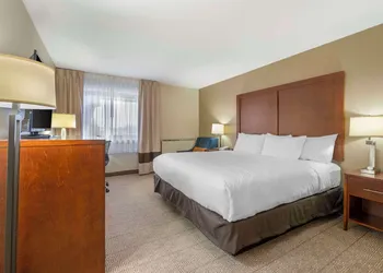 Comfort Inn & Suites Indianapolis Northwest - College Park hotel thumbnail 7