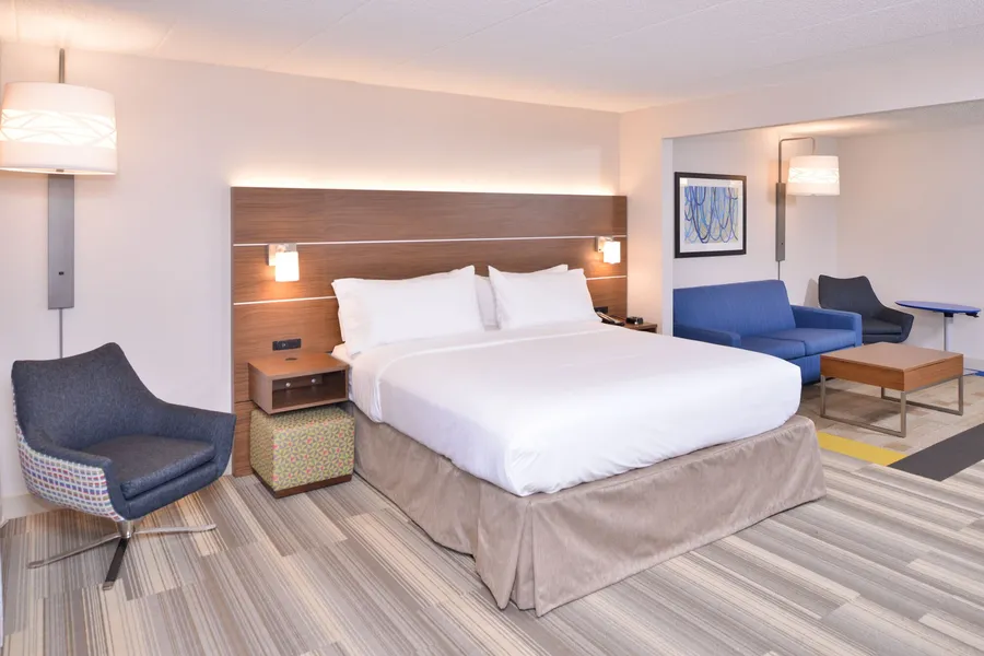 Holiday Inn Express & Suites Indianapolis Dtn-Conv Ctr Area by IHG hotel detail image 6