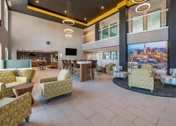 Clarion Pointe Indianapolis Airport hotel thumbnail 3