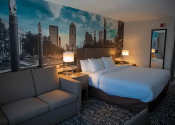 Clarion Pointe Indianapolis Airport hotel thumbnail 8