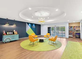 Spark by Hilton Missouri City Sugar Land hotel thumbnail 5