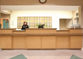 La Quinta Inn & Suites by Wyndham Colorado Springs South AP hotel thumbnail 2