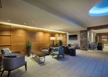 Hilton Indianapolis Hotel & Suites hotel thumbnail 4