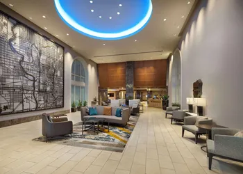 Hilton Indianapolis Hotel & Suites hotel thumbnail 5