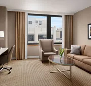 Hilton Indianapolis Hotel & Suites hotel detail image 7