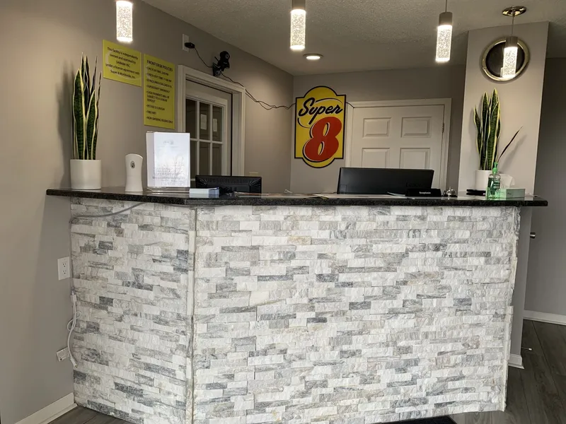Super 8 by Wyndham Brownsburg hotel detail image 2