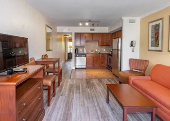 Coconut Cove All-Suite Hotel hotel thumbnail 2