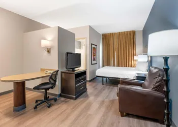Extended Stay America Suites Indianapolis Airport W Southern hotel thumbnail 6