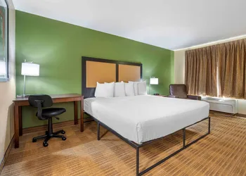 Extended Stay America Suites Indianapolis Airport hotel thumbnail 8