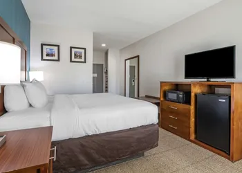 Comfort Inn Plainfield - Indianapolis Airport hotel thumbnail 7