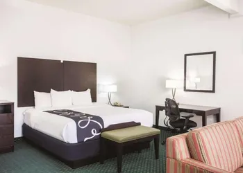 University Inn & Suites Berkeley hotel thumbnail 5