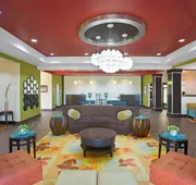 La Quinta Inn & Suites by Wyndham Pearsall hotel detail image 3