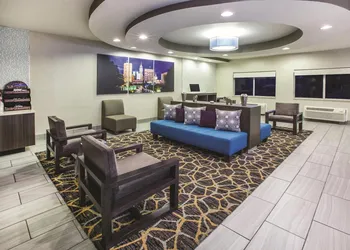 La Quinta Inn by Wyndham Indianapolis North at Pyramids hotel thumbnail 3