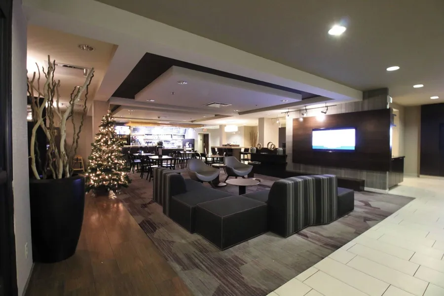Courtyard by Marriott Indianapolis South hotel detail image 2