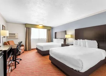 Best Western Plus Parkway Inn hotel thumbnail 6