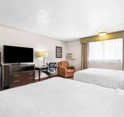 Best Western Plus Parkway Inn hotel detail image 7