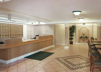 Baymont by Wyndham Houston La Porte hotel thumbnail 3