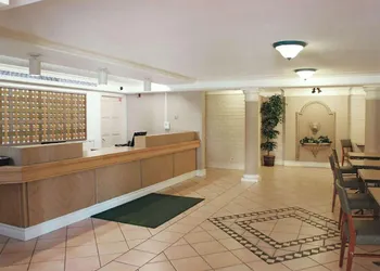 Baymont by Wyndham Houston La Porte hotel thumbnail 3